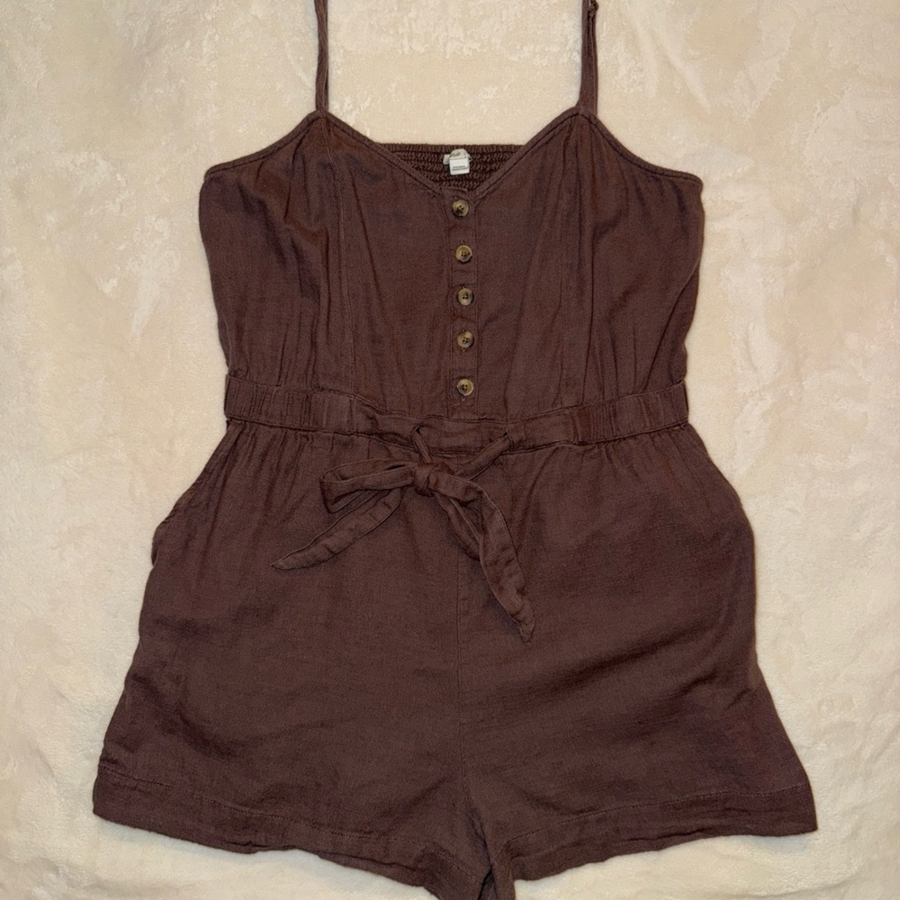 Aerie Brown Button Up Short Romper W/ Tie Belt Woman’s L W/ Pockets